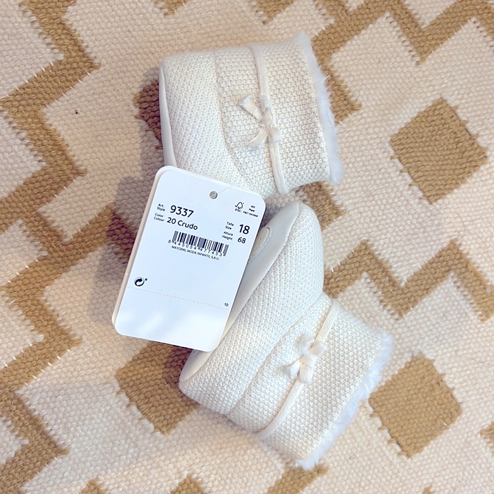 Mayoral Baby booties size EUR 18 - brand new with tags